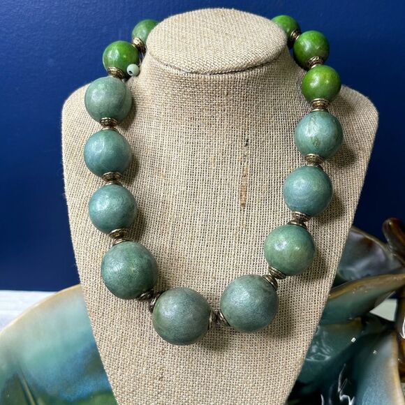 VTG 1970’s Wooden Mega Ombré Bead Choker Necklace Marble Glazed - Picture 2 of 4